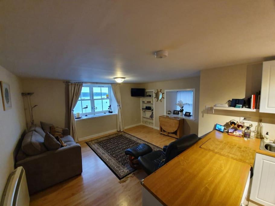 Waterfront Apartment, St Margarets Hope, Orkney Saint Margarets Hope Exterior photo